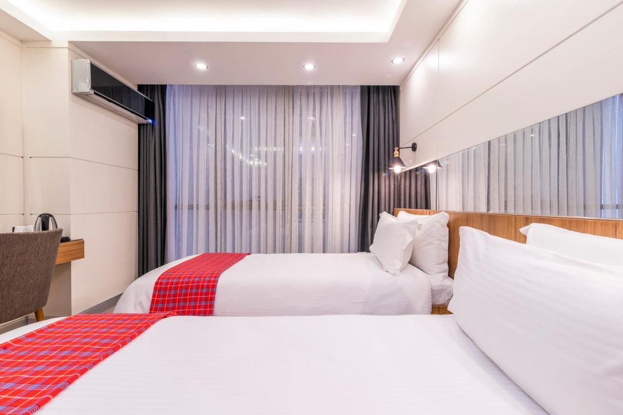Maa Hotel And Suites - Hurlingham, ไนโรบี ภายนอก รูปภาพ